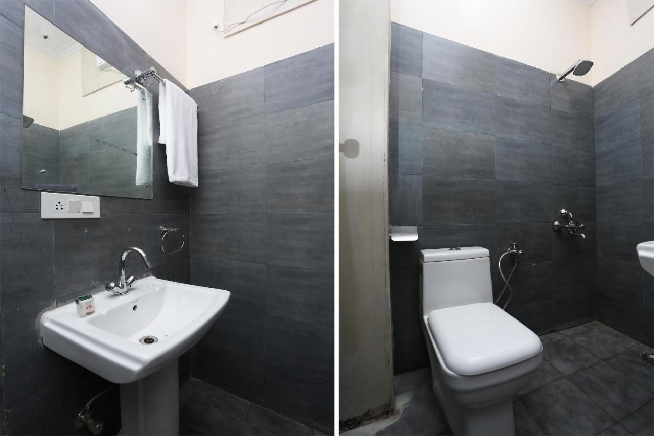 גורגאון Oyo 28670 Hotel Dev Palace מראה חיצוני תמונה